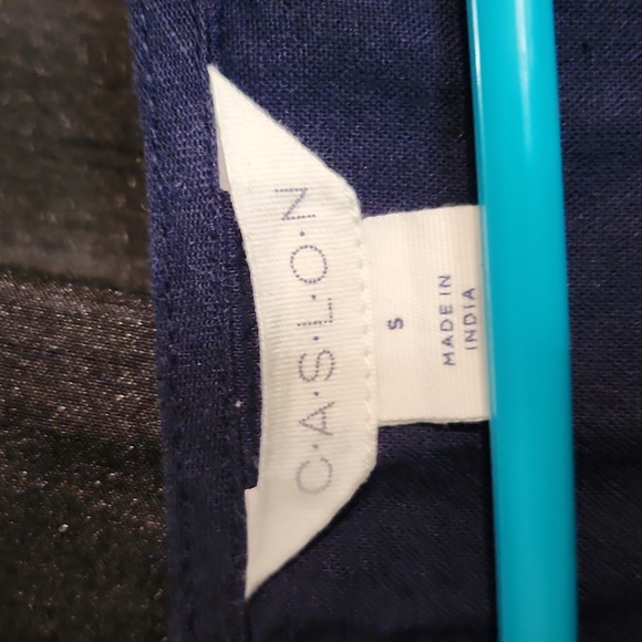 ⚫️NWT CASLON V NECK - Picture 2 of 2